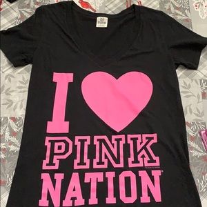 VS PINK V-NECK